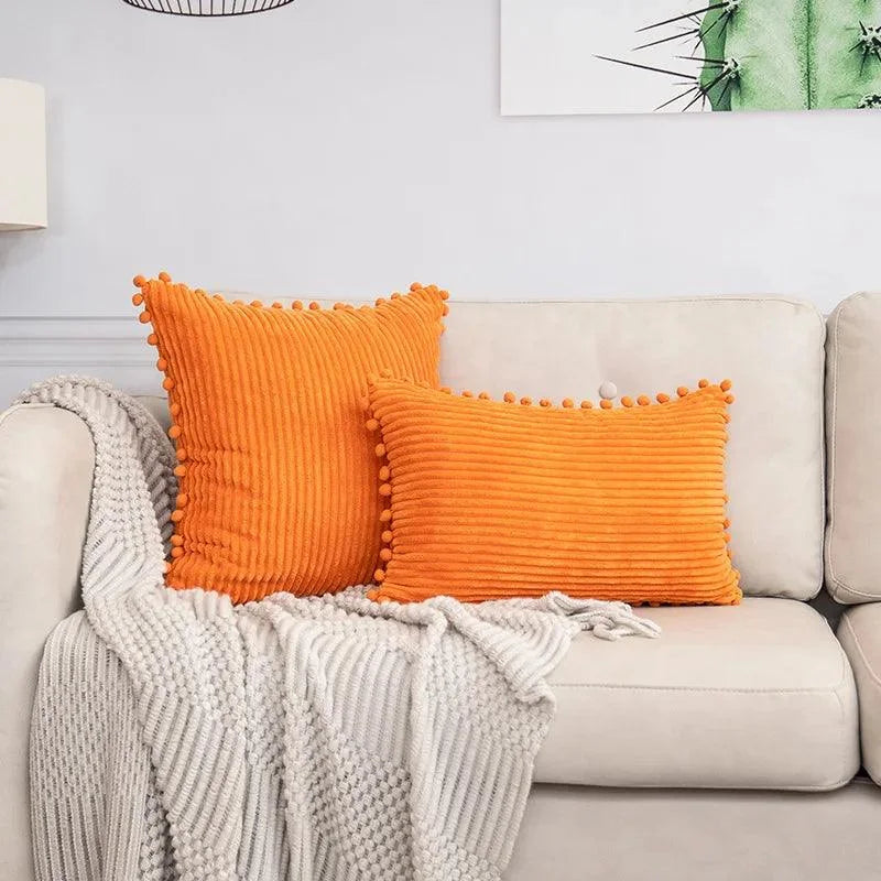 Capa de Almofada Listrada em Veludo Cotelê para Decoração AqueceLar