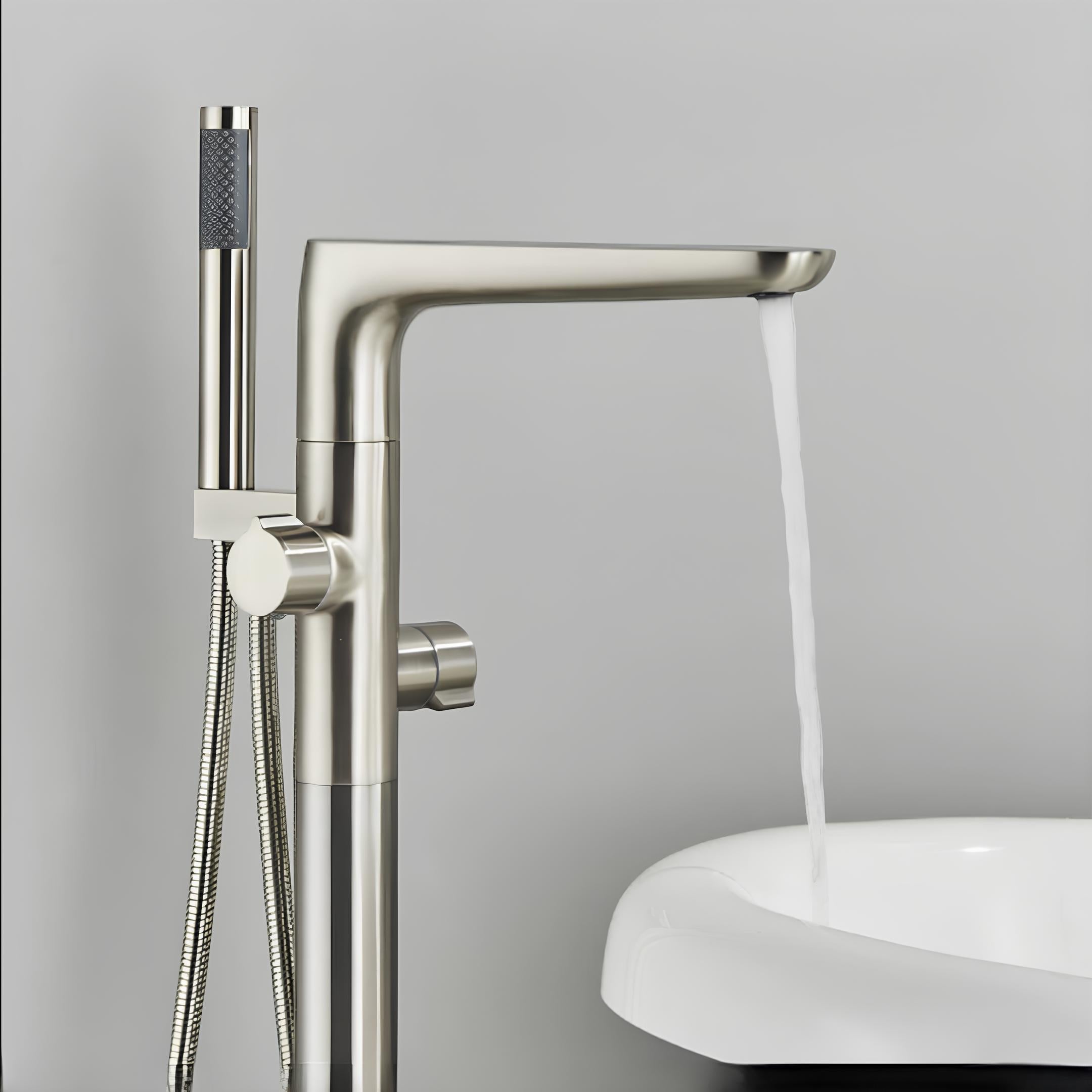 Torneira de Piso com Ducha Goose